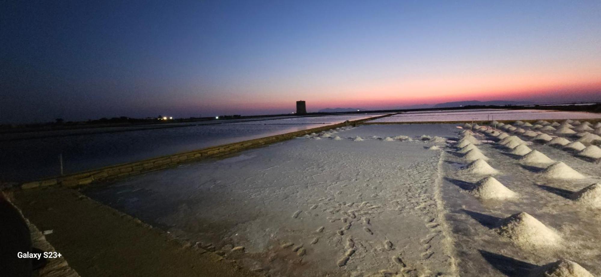 Brezza Salina Bed & Breakfast Torre Nubia Bagian luar foto